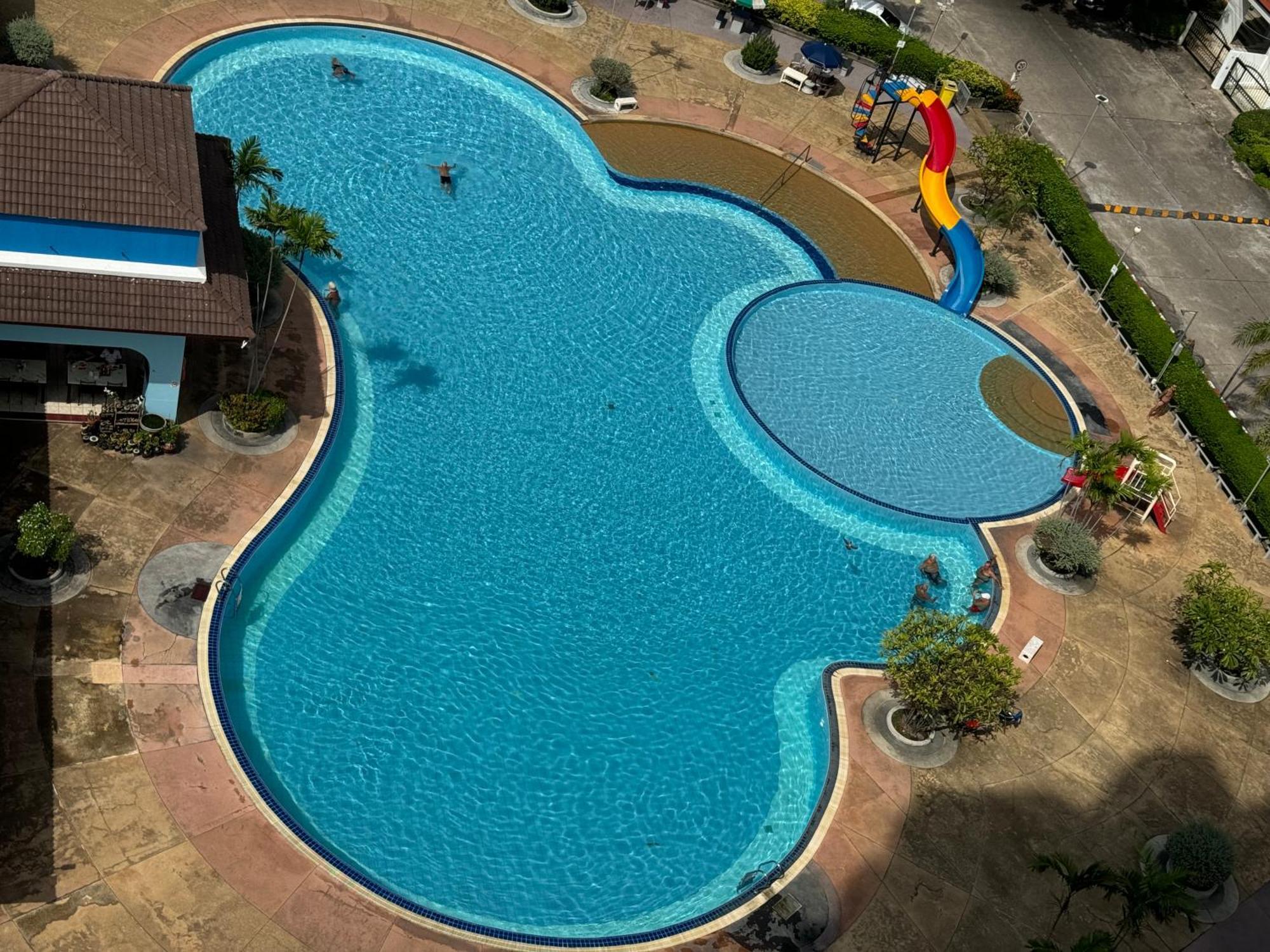 Mina 美景公寓酒店 Pattaya Exterior foto